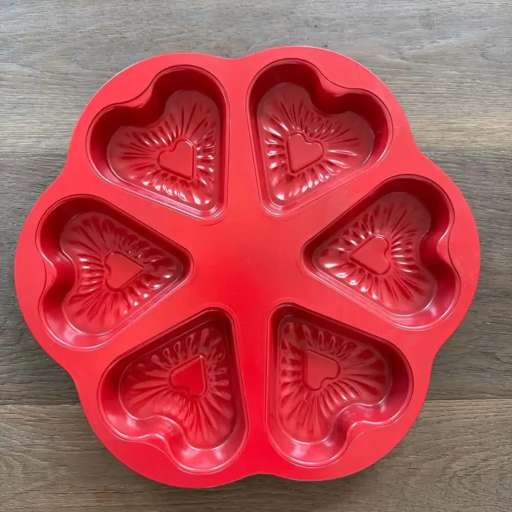 Nordic Ware Heart Cakelet Pan 6 Cavity - Red